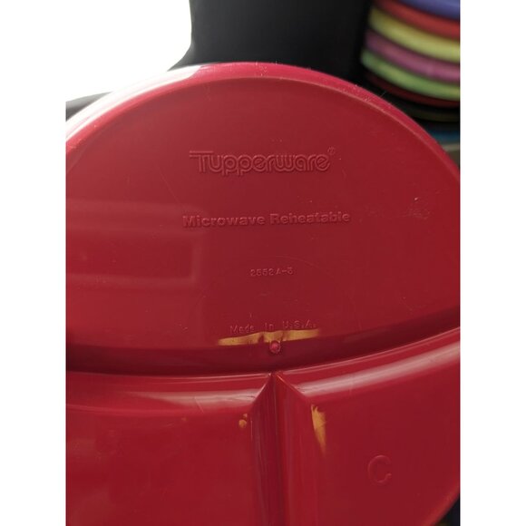 Vintage Tupperware Microwave Reheatable Red Divided Container Sheer Lid - Picture 7 of 7